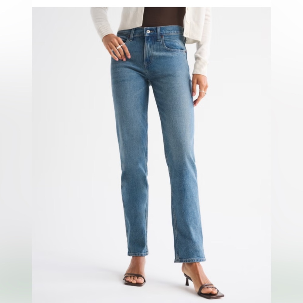 Abercrombie & Fitch 90s Straight Mid-Rise Jeans